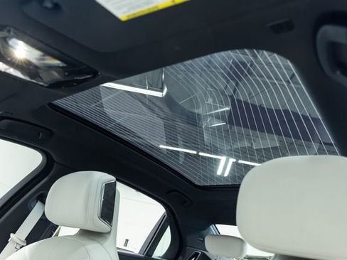 Certified 2023 BMW 760i xDrive AWD/4WD image 13