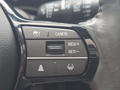 Used 2024 Honda HR-V EX-L image 32