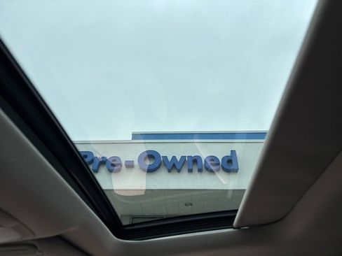 Used 2014 Nissan Murano LE w/ Platinum Edition Package image 22