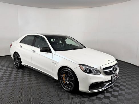 Used 2014 Mercedes-Benz E 63 AMG S-Model image 5