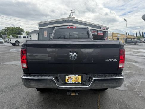 Used 2014 RAM 2500 Tradesman w/ Chrome Appearance Group image 6