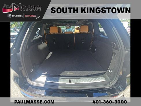 Used 2023 Jeep Grand Cherokee Summit w/ Luxury Tech Group V AWD/4WD image 21
