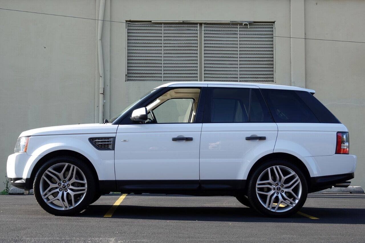 Used 2011 Land Rover Range Rover Sport Supercharged AWD/4WD image 14