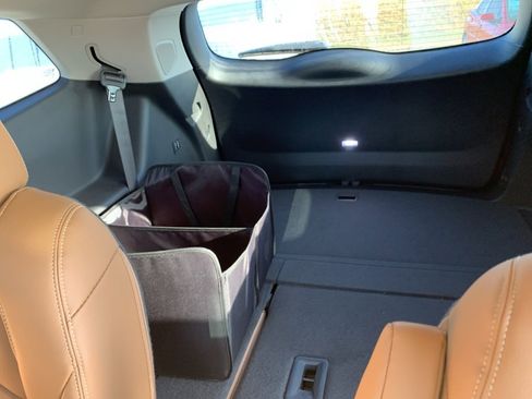 Used 2019 Buick Enclave Premium image 18