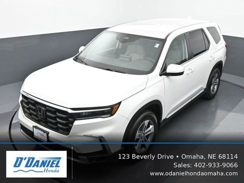 Used 2025 Honda Pilot EX-L image 21