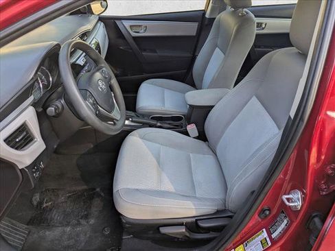 Used 2016 Toyota Corolla LE FWD image 15