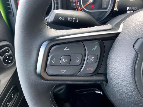 Certified 2025 Jeep Wrangler Unlimited Rubicon AWD/4WD image 19