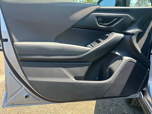 New 2024 Subaru Crosstrek 2.0i Premium AWD/4WD image 12