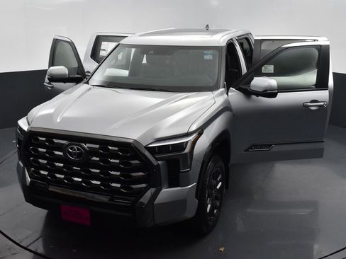 New 2025 Toyota Tundra Platinum image 23