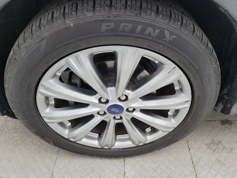 Used 2017 Ford Escape Titanium image 31