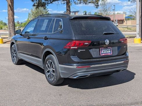 Used 2021 Volkswagen Tiguan SE w/ Panoramic Sunroof Package image 5