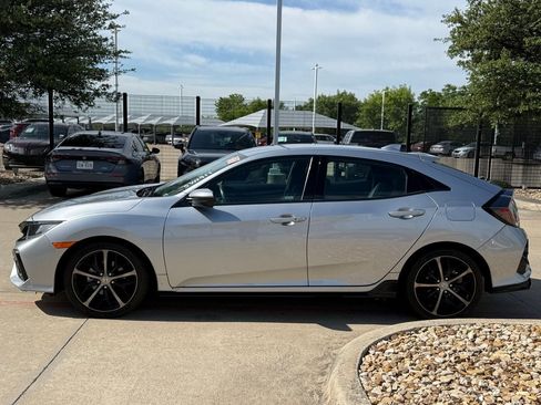 Used 2021 Honda Civic Sport image 2