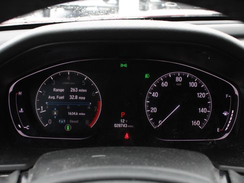 Used 2019 Honda Accord Sport image 9