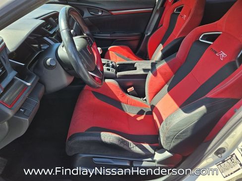 Used 2018 Honda Civic Type R image 10