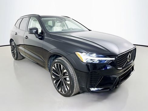 Used 2026 Volvo XC60 B5 Ultra w/ Protection Package Premier AWD/4WD image 3