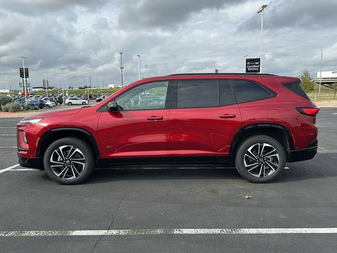 New 2025 Buick Enclave Sport Touring w/ Super Cruise Package image 5