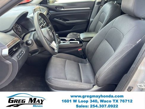 Used 2023 Nissan Altima 2.5 SV FWD image 21