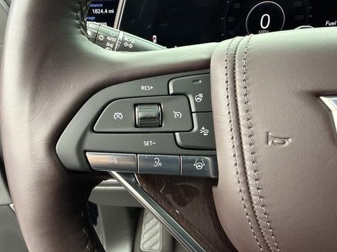 Certified 2022 Cadillac Escalade Premium Luxury Platinum w/ LPO, Radiant Package image 29