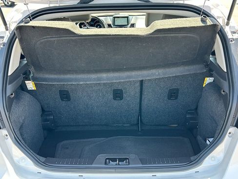 Used 2016 Ford Fiesta Titanium FWD image 26