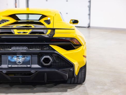 Used 2023 Lamborghini Huracan Tecnica RWD image 13