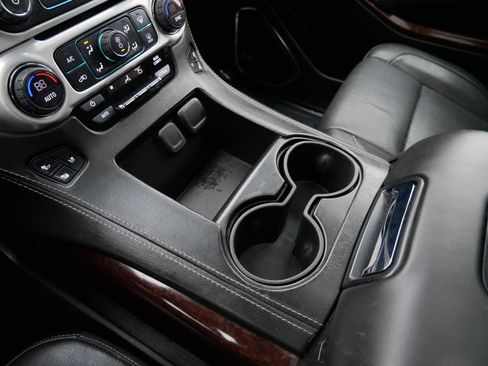 Used 2018 GMC Yukon SLT w/ Open Road Package image 23