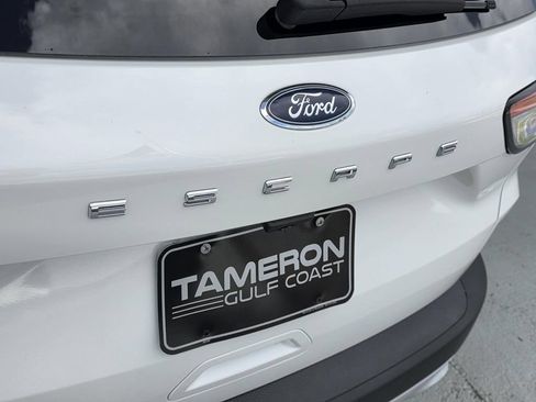 Used 2022 Ford Escape SEL FWD image 36
