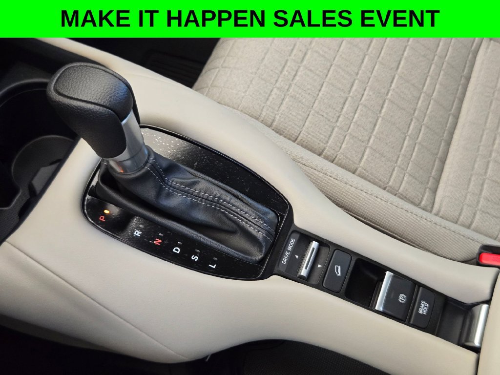 Used 2027 Honda HR-V LX image 18