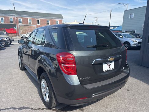 Used 2017 Chevrolet Equinox LS FWD image 3