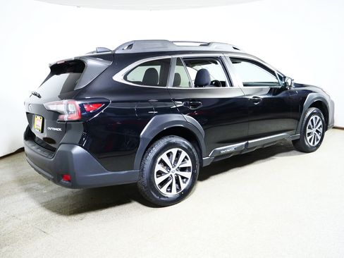 Used 2024 Subaru Outback Premium w/ Popular Package #1A AWD/4WD image 7