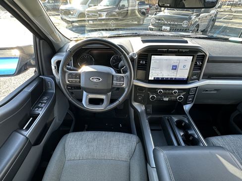 Certified 2022 Ford F150 XLT w/ Equipment Group 302A High image 15