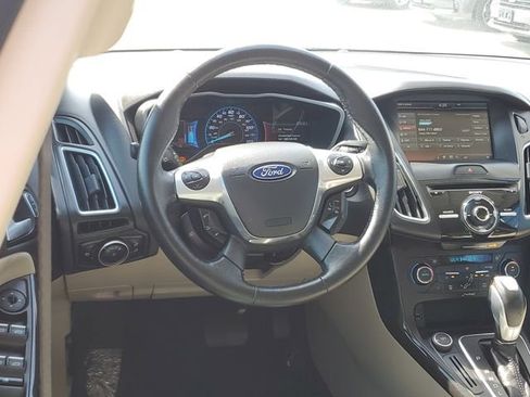 Used 2015 Ford Focus Electric Hatchback FWD image 11