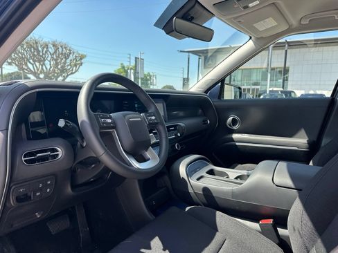 Used 2026 Hyundai Palisade SE FWD image 10