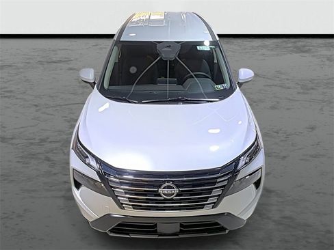 Used 2026 Nissan Rogue SV AWD/4WD image 6