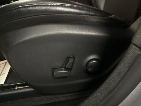 Used 2022 Jeep Cherokee Trailhawk w/ Comfort/Convenience Group image 21