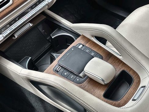 Used 2024 Mercedes-Benz GLE 350 4MATIC image 22