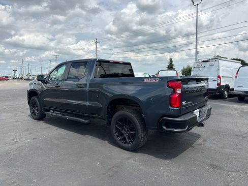 Used 2021 Chevrolet Silverado 1500 Custom Trail Boss w/ Safety Confidence Package AWD/4WD image 3