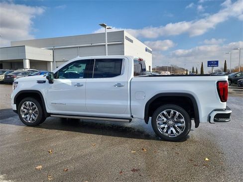 New 2026 GMC Sierra 1500 Denali w/ Denali Reserve Package image 9
