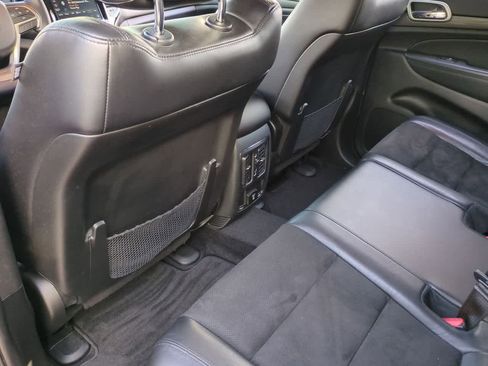 Used 2022 Jeep Grand Cherokee Laredo X image 19