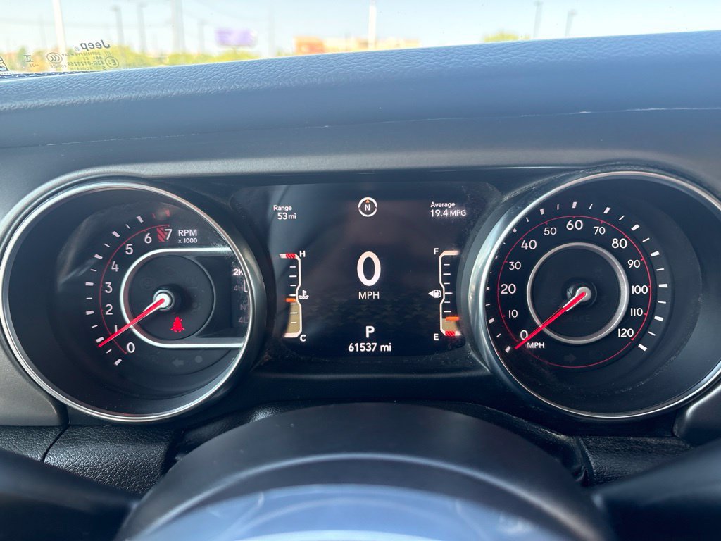 Used 2022 Jeep Gladiator Rubicon w/ Cold Weather Group AWD/4WD image 16
