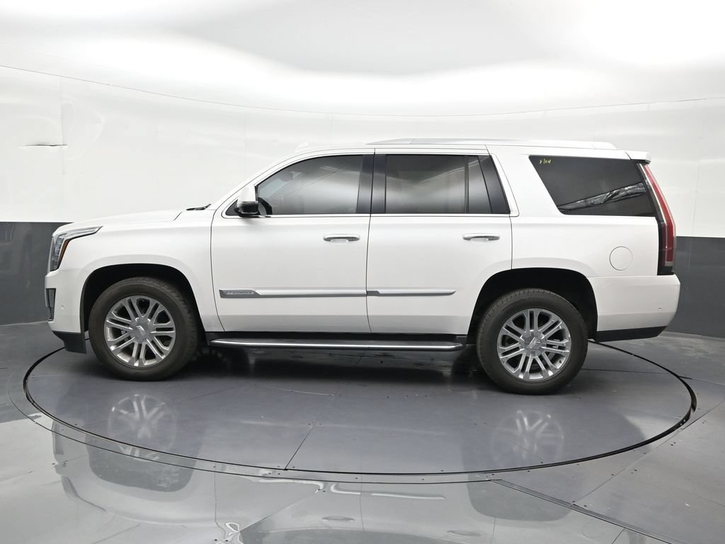 Used 2020 Cadillac Escalade 2WD image 2