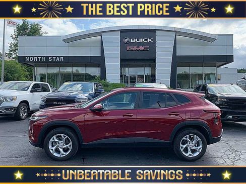 Used 2024 Chevrolet Trax LS w/ LS Convenience Package FWD image 1
