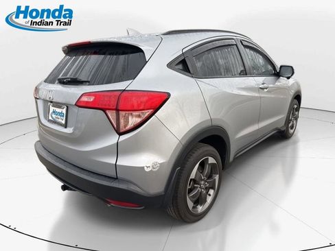 Used 2018 Honda HR-V EX image 5