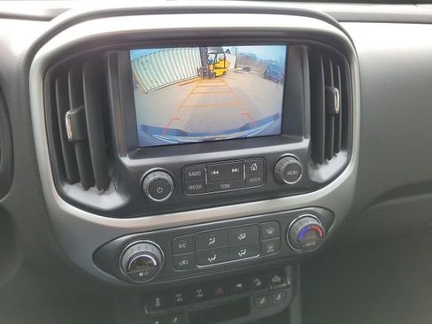 Used 2017 Chevrolet Colorado ZR2 image 10