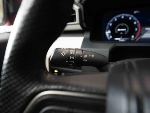 Certified 2024 Toyota Tacoma TRD Off-Road AWD/4WD image 14