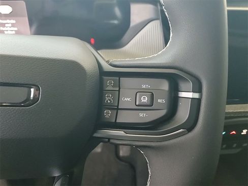 New 2026 Jeep Cherokee Laredo image 16