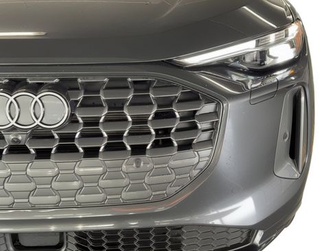 Used 2025 Audi Q5 Premium Plus w/ Premium Plus image 11