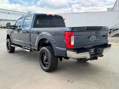 Used 2017 Ford F250 XL w/ STX Appearance Package AWD/4WD image 12