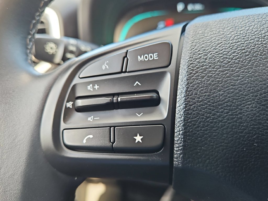 Used 2026 Hyundai Venue SEL FWD image 18