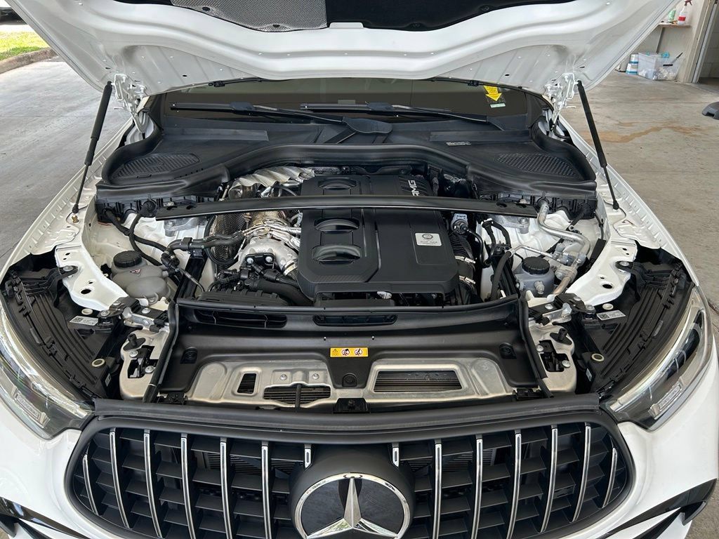Used 2025 Mercedes-Benz GLC 43 AMG 4MATIC image 13