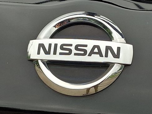 Used 2020 Nissan Kicks S FWD image 29